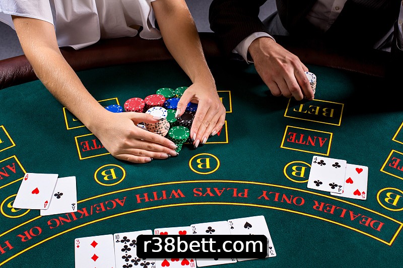Mesa de Blackjack R38